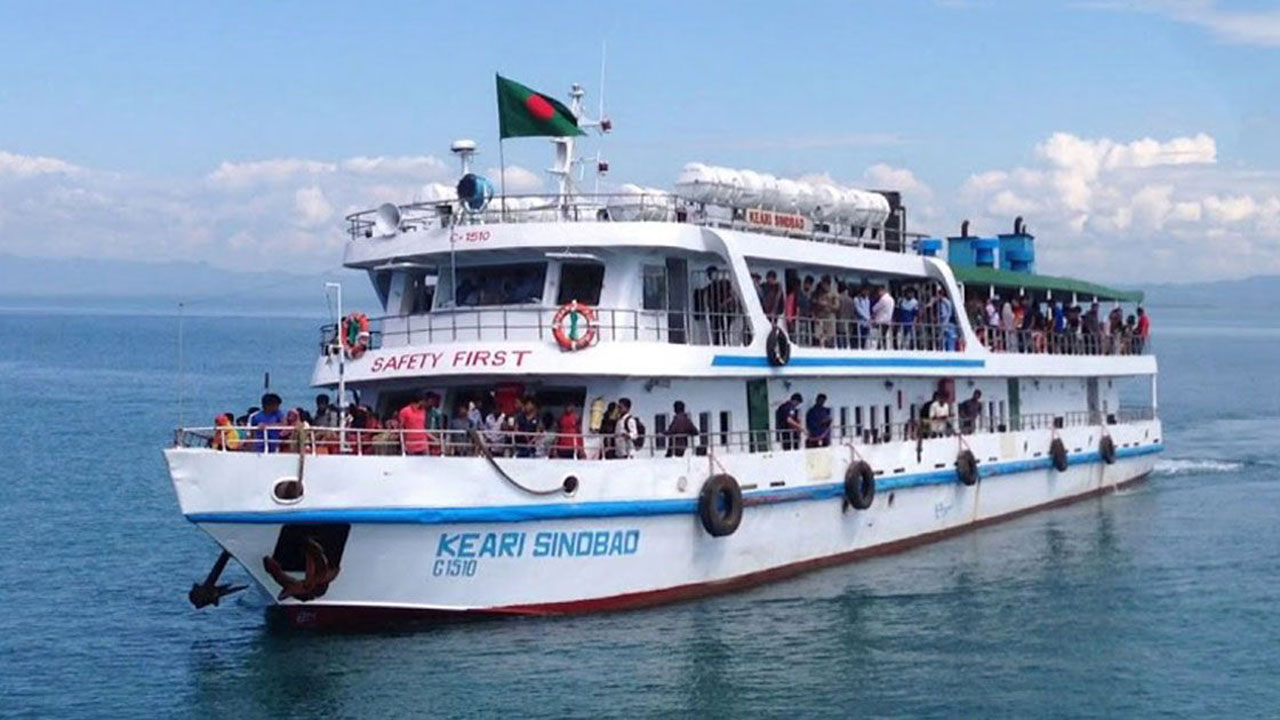 সেন্ট মার্টিনে পর্যটকবাহী জাহাজের যাত্রা শুরু আজ