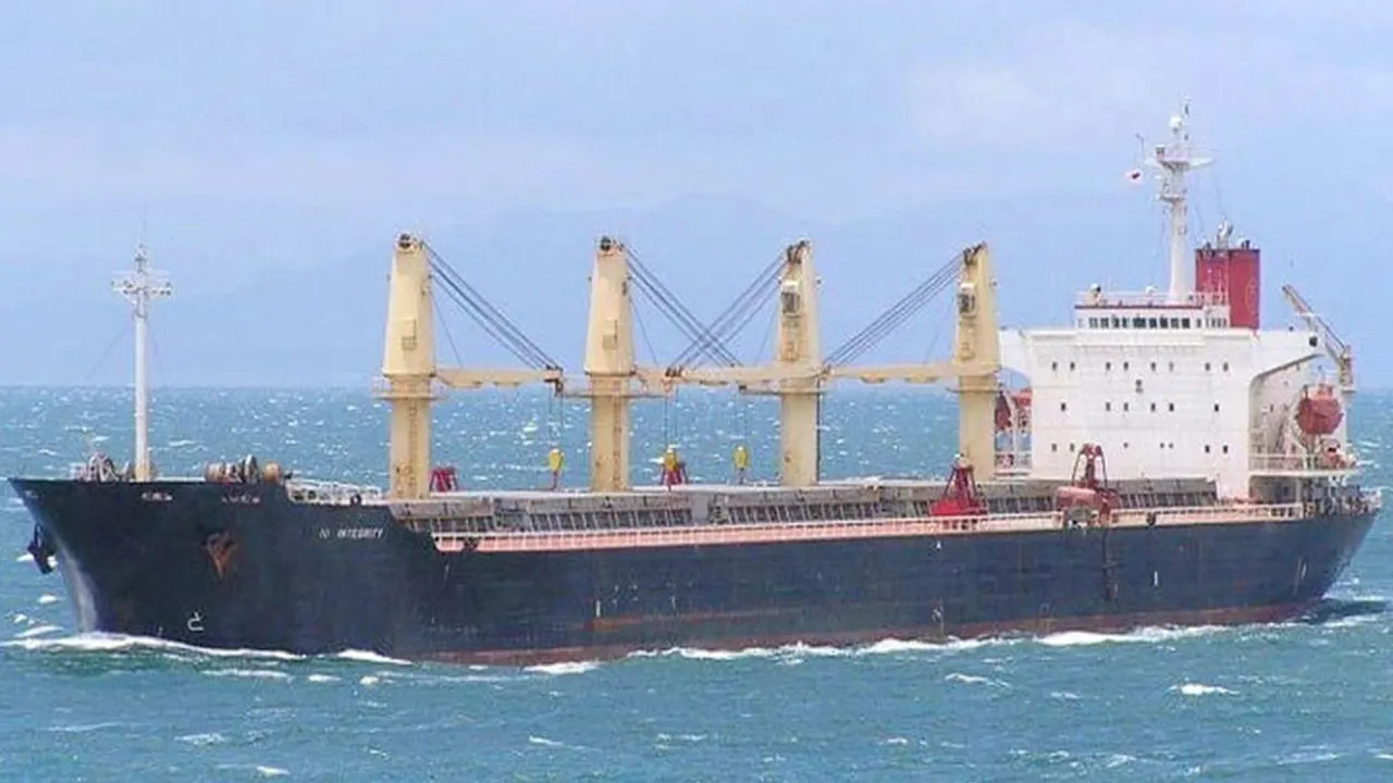 যুক্তরাষ্ট্র থেকে এসেছে গমের তৃতীয় চালান